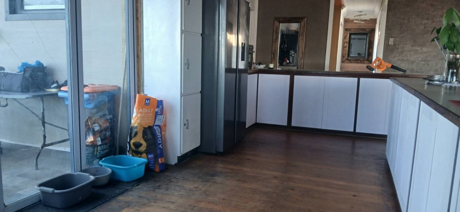 3 Bedroom Property for Sale in Dana Bay Western Cape